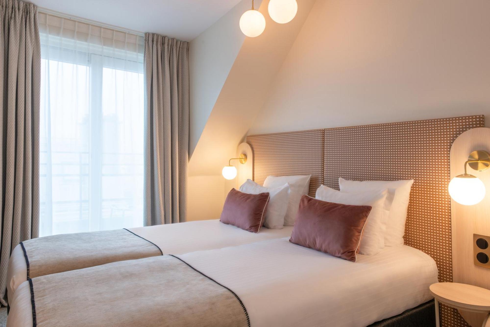 Helussi Hotel Paris Exteriör bild