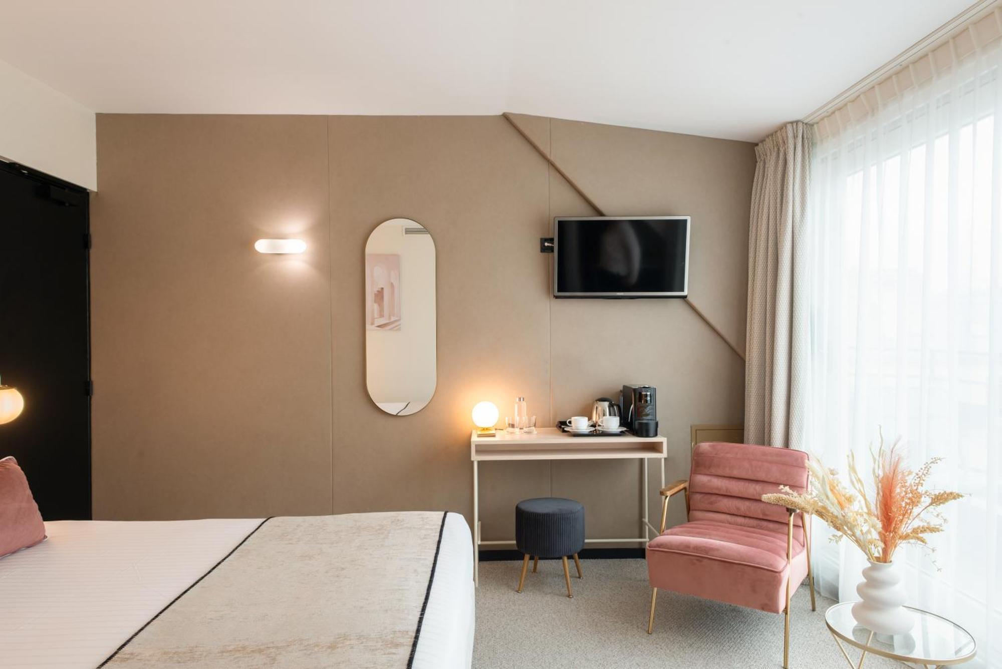 Helussi Hotel Paris Exteriör bild